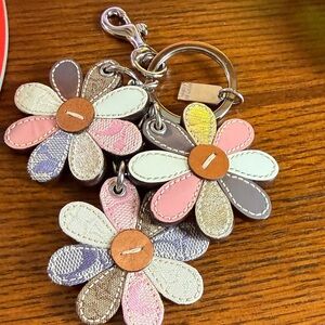 Coach 3 flower keychain